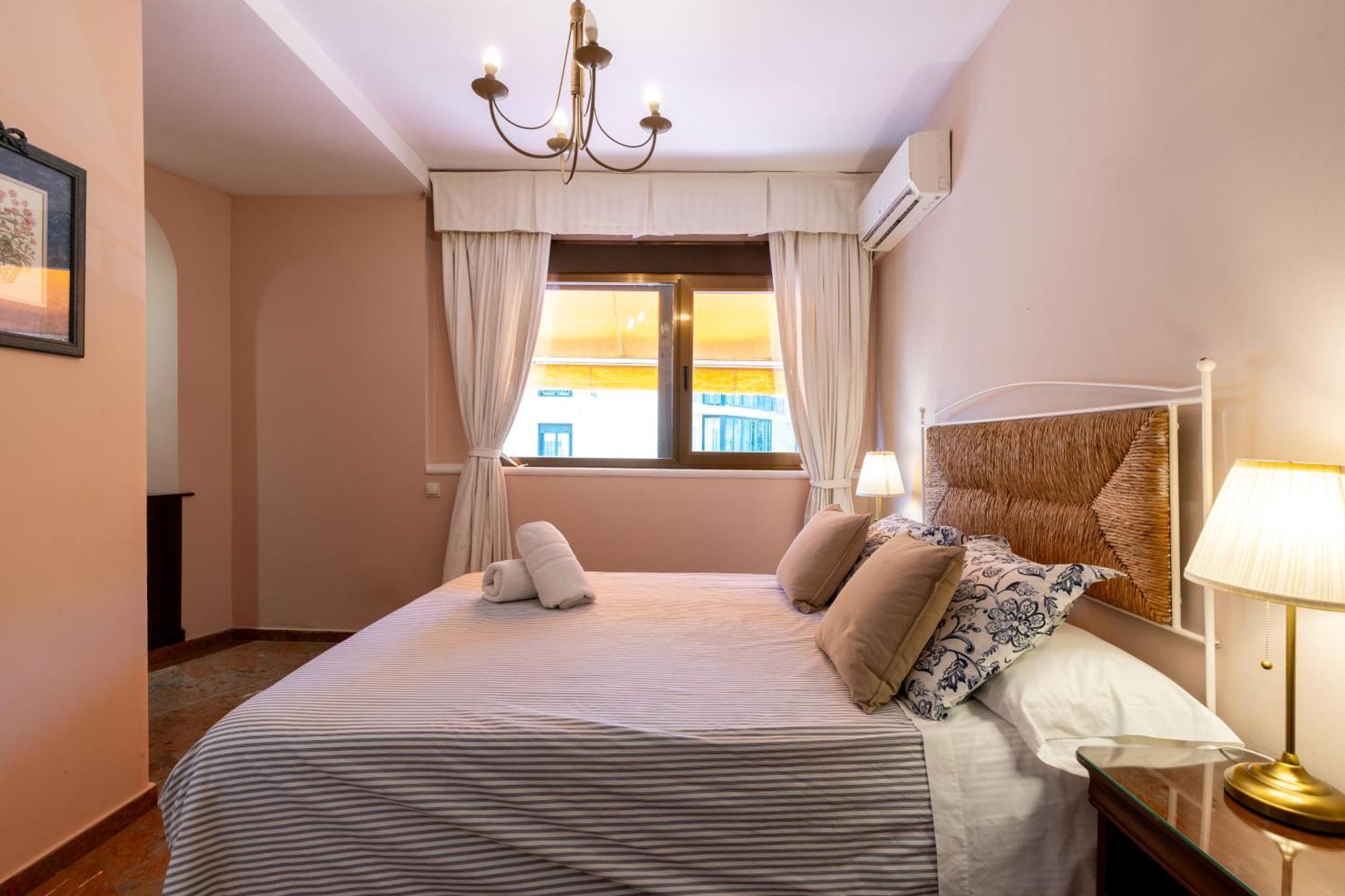Penthouse!!! Center Of Seville!!! 2 Bedroom + 2 Bath!!! 외부 사진